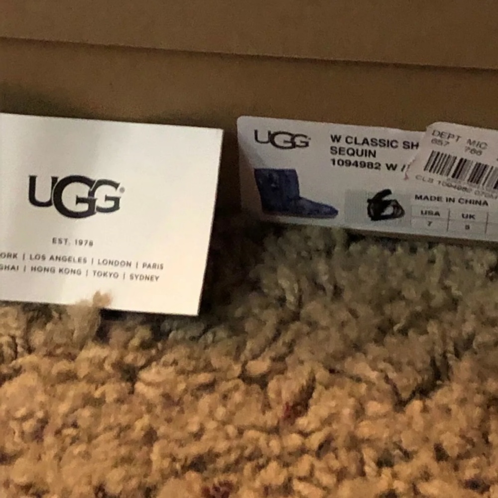 Blue Sparkly Uggs - Picture 4 of 5